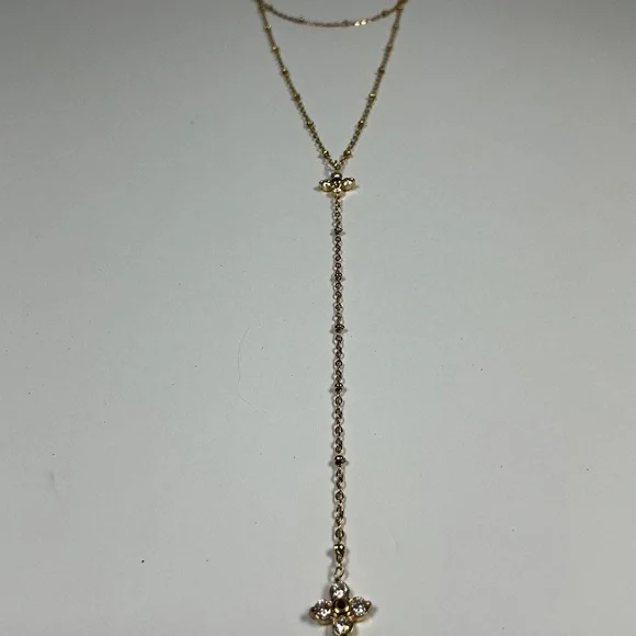 Dainty Delicate LayereClover Collarbone Lariat Style Hypoallergenic Necklace - Picture 6 of 13